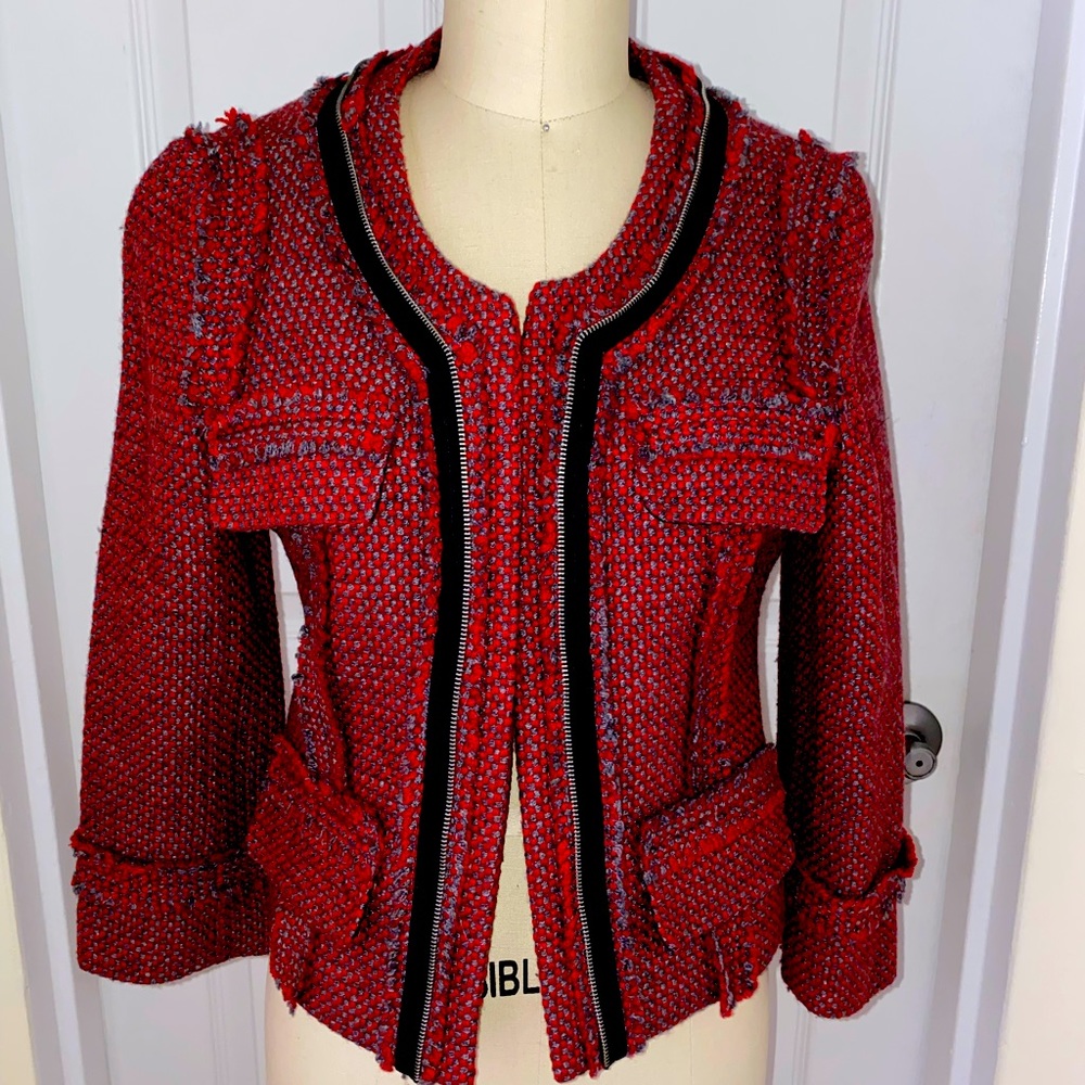 Cropped tweed jacket with zipper detail